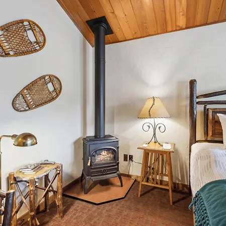 Good Medicine Lodge Whitefish Exterior foto